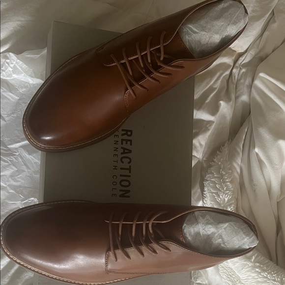 Kenneth Cole Reaction Brown Chukka Boots - Picture 1 of 4